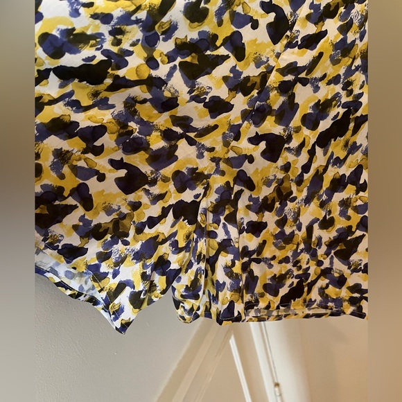 Velvet by Graham & Spencer Print Romper with Flutter Sleeves - Picture 9 of 12